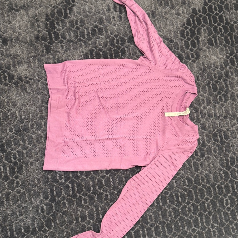 lululemon purple long sleeve shirt